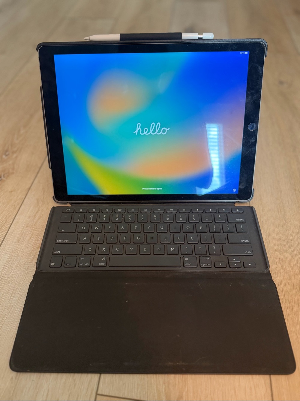 Apple iPad Pro 12.9-inch 128GB – Space Gray w/ Apple Pencil